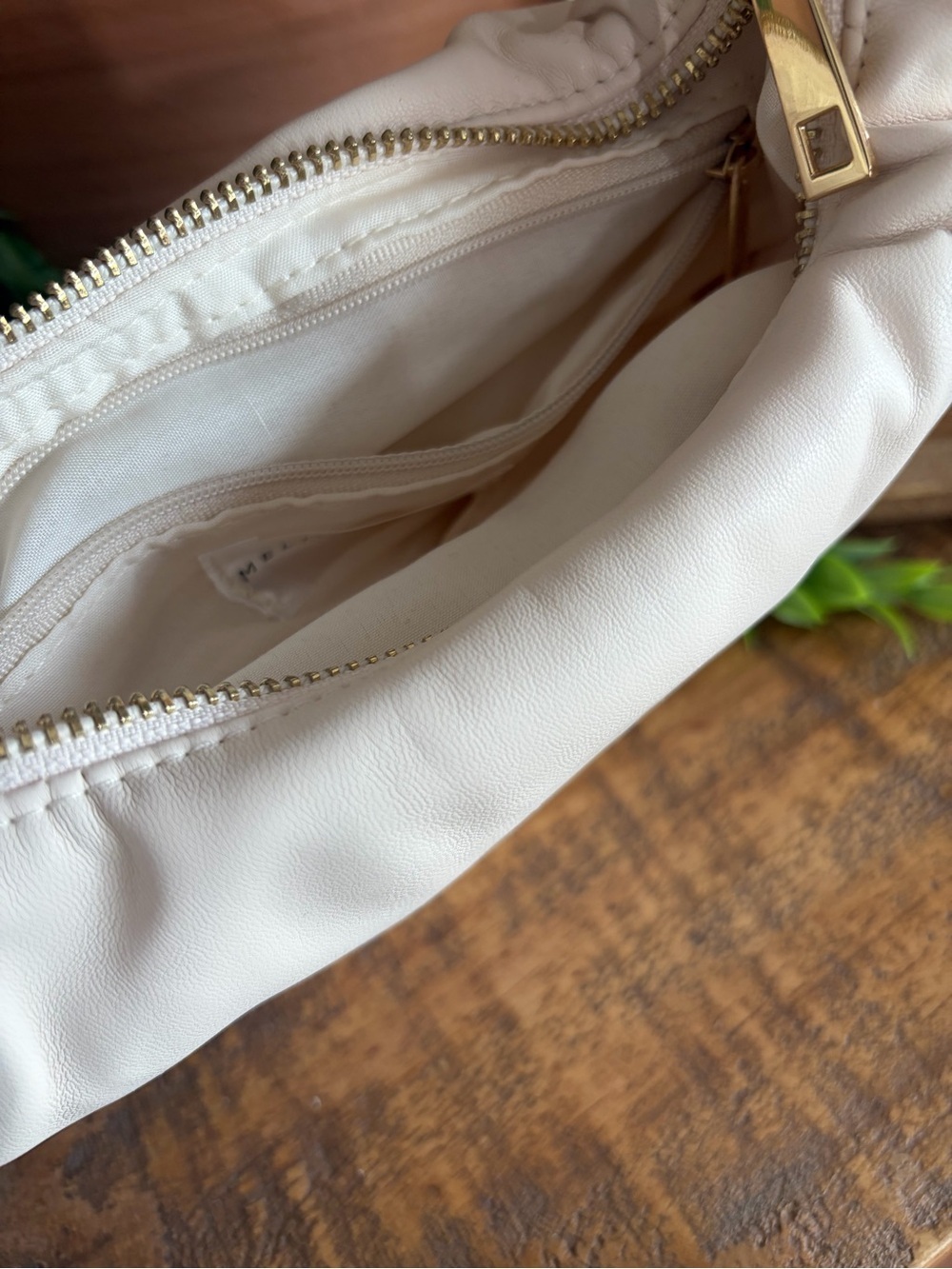 Melie Bianco Cream Soft Knot Handle Women's Shoulder Bag - Picture 6 of 7